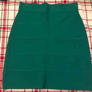 BCBGMaxazria skirt. Size M.